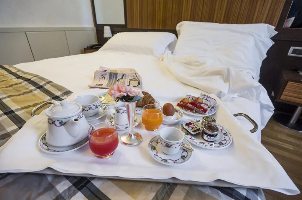 DOUBLE DELUXE Room, Carrobbio, Milan