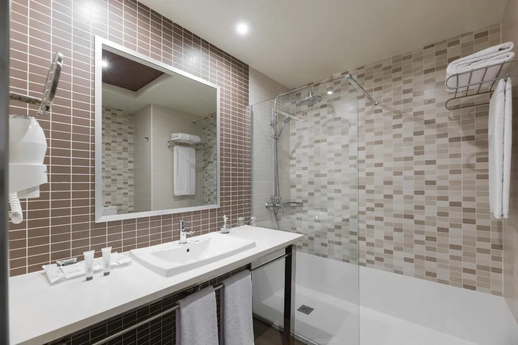 Double or Twin PRESTIGE Room, Elba Costa Ballena Beach & Thalasso Resort, Costa De La Luz