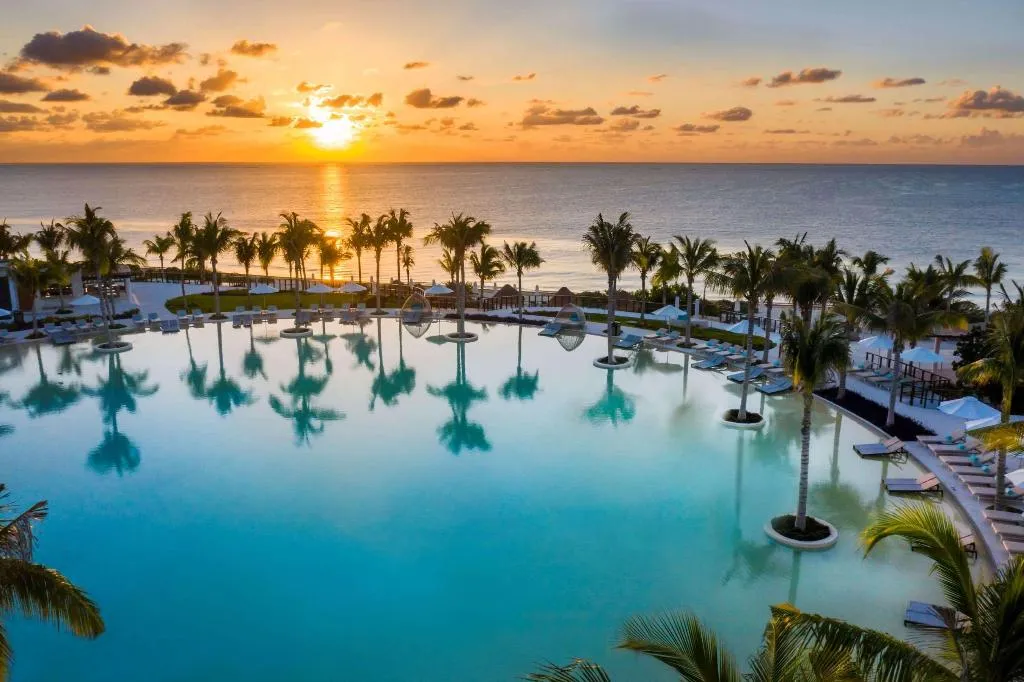 Pool, Haven Riviera Cancun Resort & Spa, Cancun Area