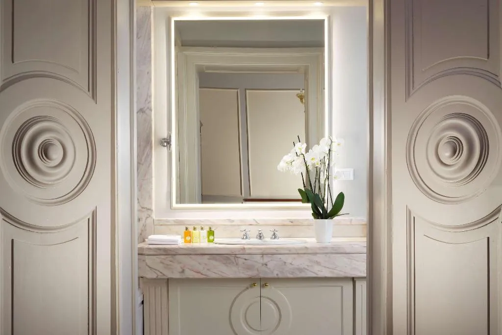 Room, Villa Cortine Palace Hotel, Milan