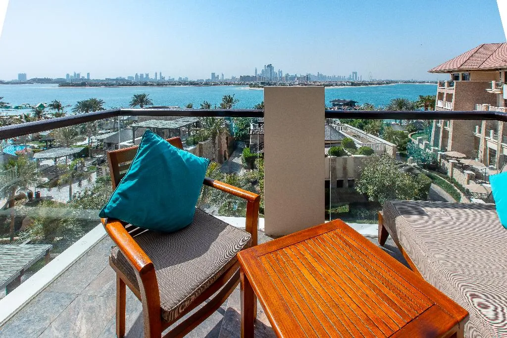 DOUBLE DELUXE KING BED Room, Sofitel Dubai The Palm, Dubai