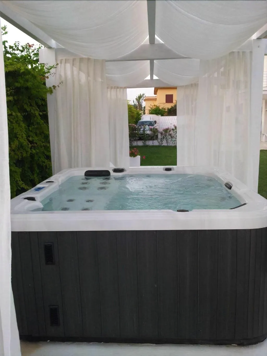 Sports and Entertainment, Suite Beach B&B and Club, Palermo