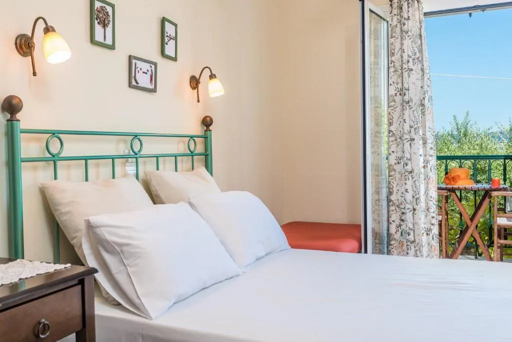 APARTMENT GARDEN VIEW Room, Liofyto Apartments, Zante