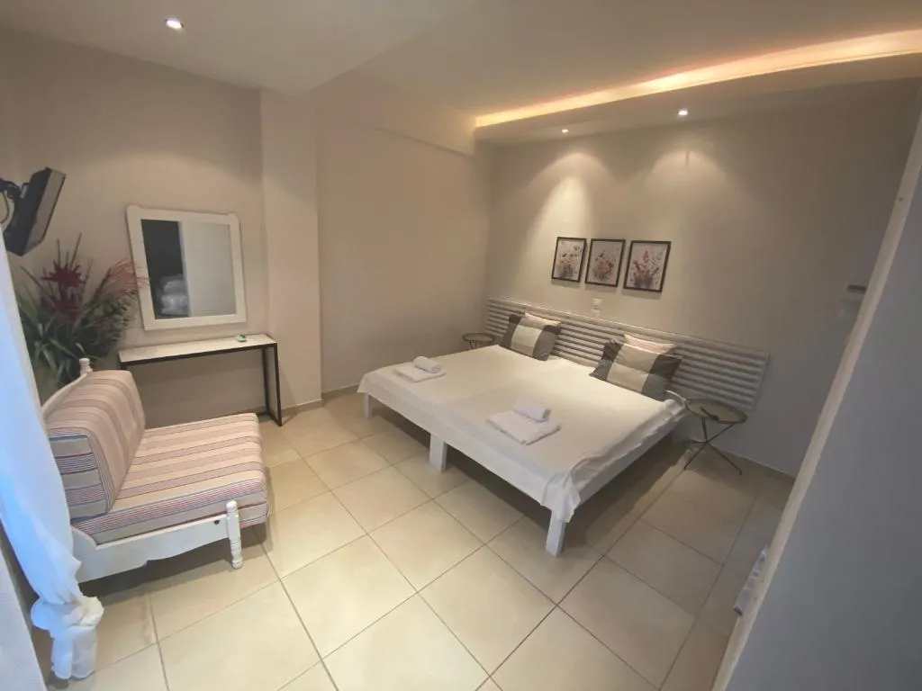 STUDIO STANDARD Room, Klio Apartments And Studios, Thessaloniki