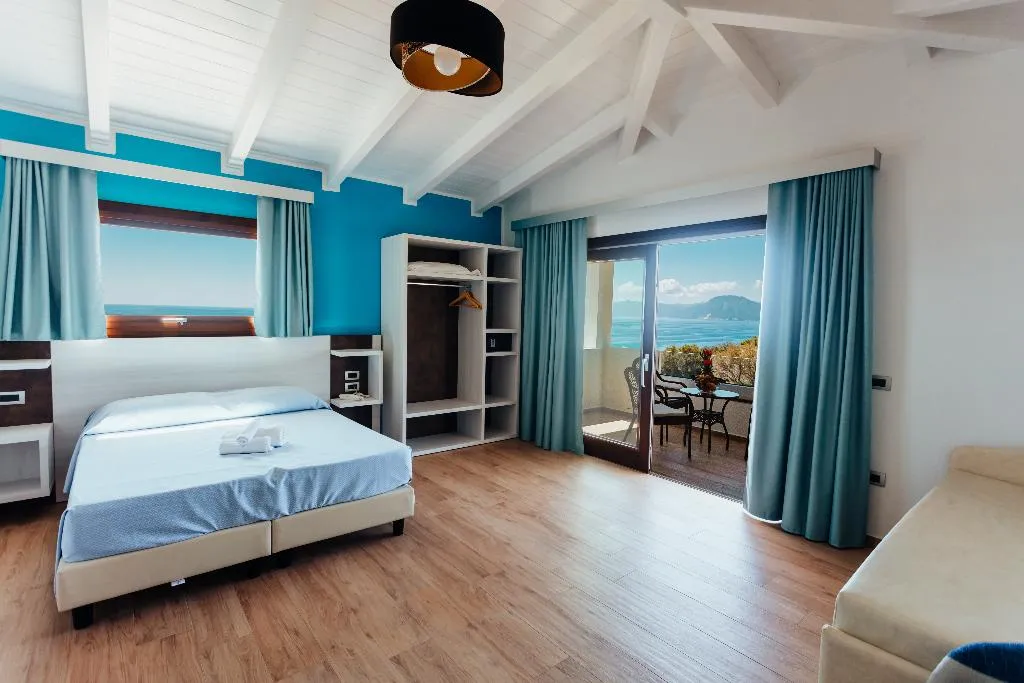 DOUBLE SUPERIOR SEA VIEW Room, Hotel I Ginepri, Olbia
