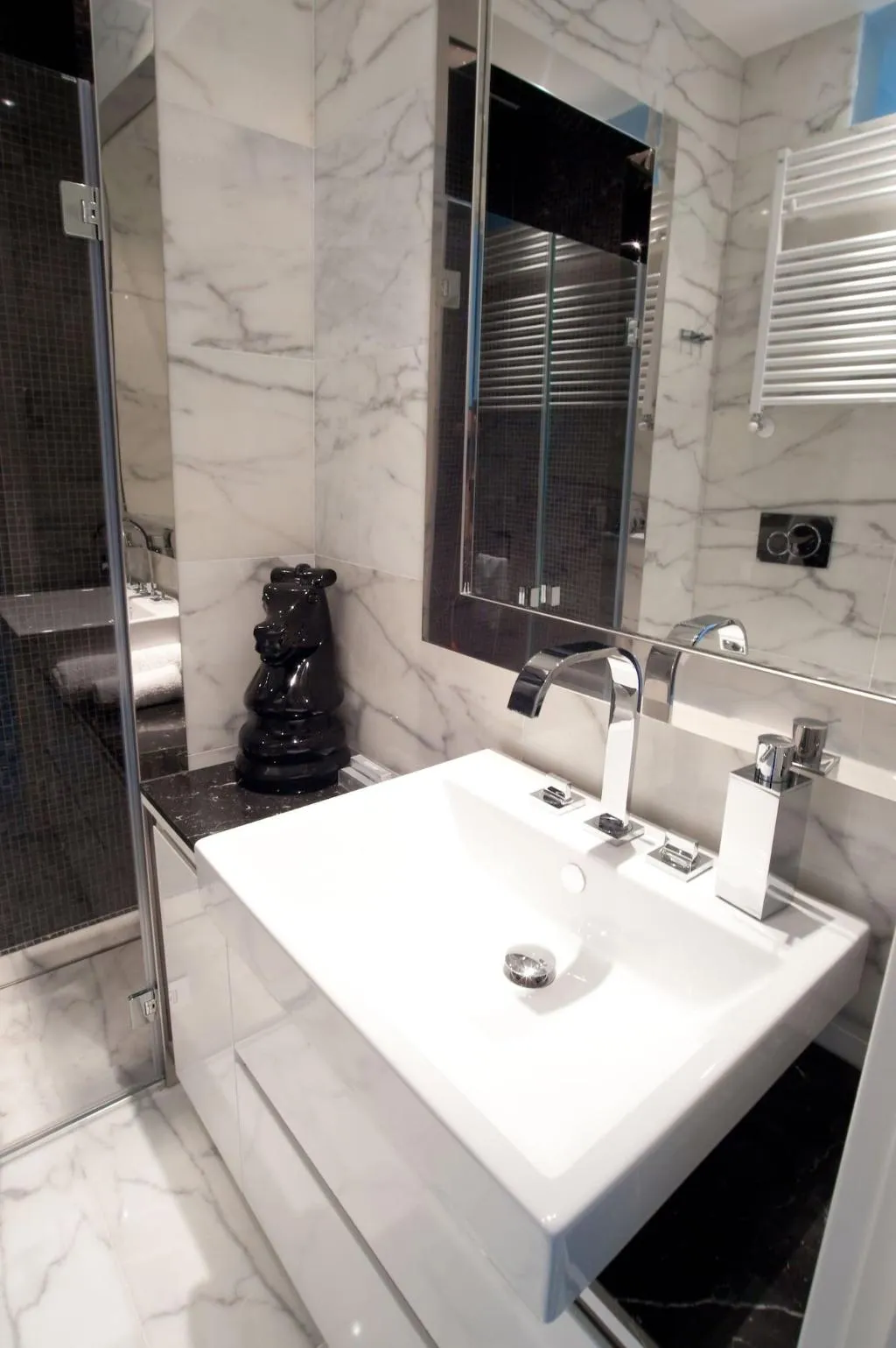 Room, Luxury Suite Milano Duomo, Milan