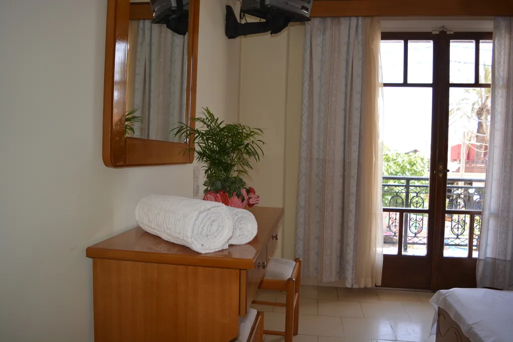 APARTMENT STANDARD Room, Montes Studios & Apartments, Zante