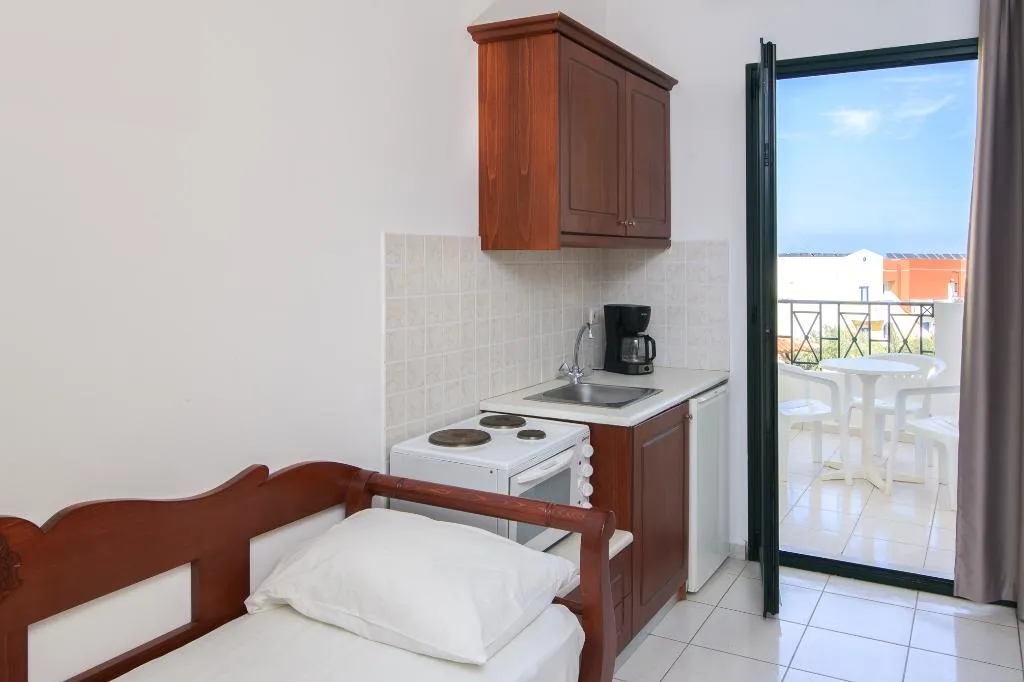 TRIPLE SUPERIOR Room, Ariadni Palace, Crete