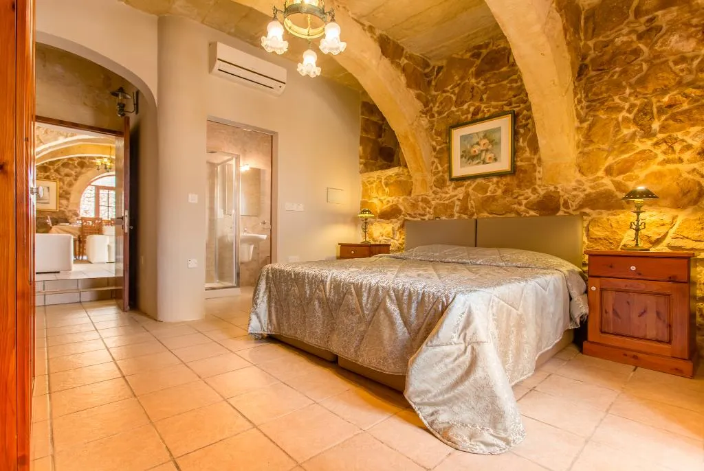 HOUSE STANDARD Room, Abraham's Gozo Farmhouses, Gozo