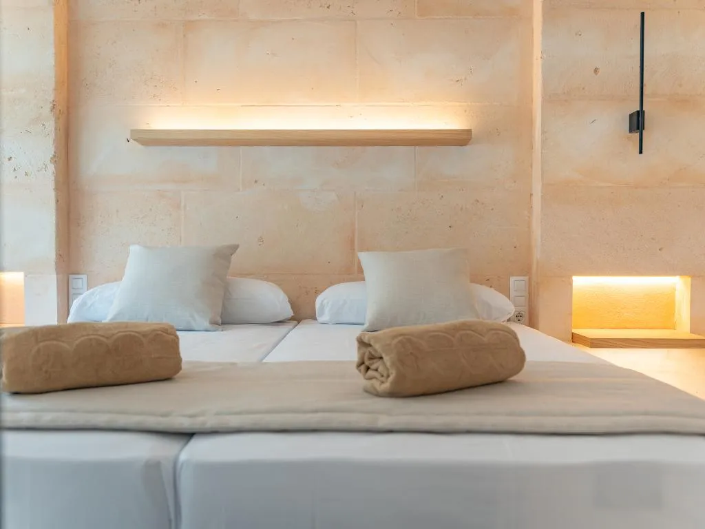 JUNIOR SUITE STANDARD Room, Canyamel Sun Suites, Majorca