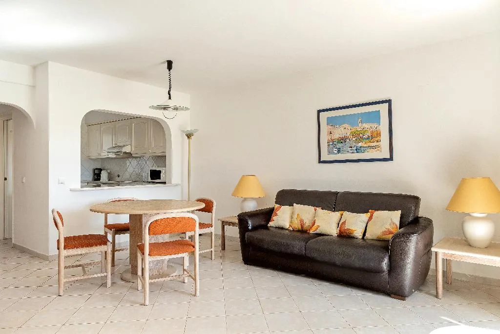 APARTMENT SUPERIOR ONE BEDROOM Room, Balaia Golf Village, Algarve