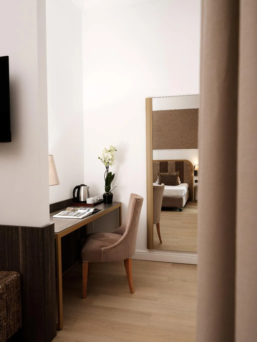 DOUBLE SUPERIOR WITH TERRACE Room, Grand Hotel Tiberio, Rome