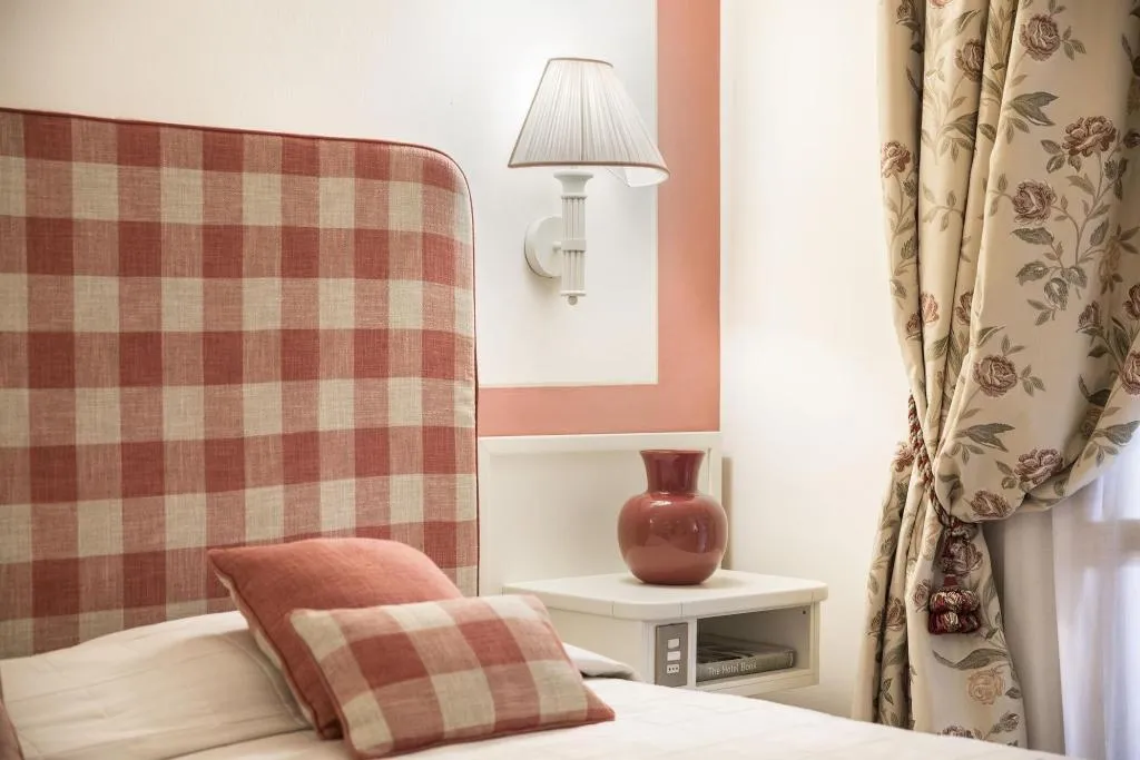 Double or Twin SUPERIOR WITH VIEWS Room, Relais Santa Chiara Hotel by Double Hospitality, Florence