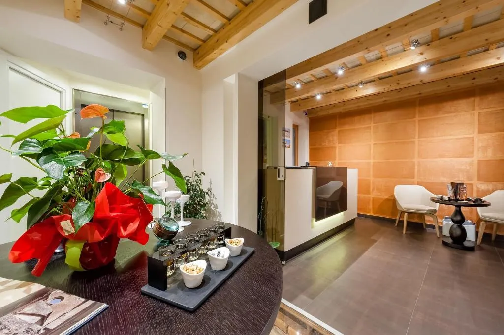 Lobby, Trapani In, Palermo