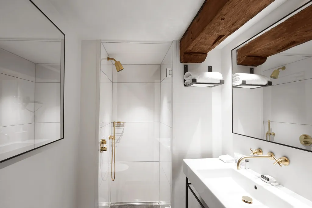 DOUBLE DELUXE EXECUTIVE Room, 71 Nyhavn Hotel, Copenhagen