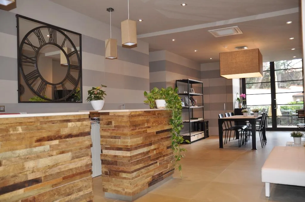 Lobby, Orcagna, Florence