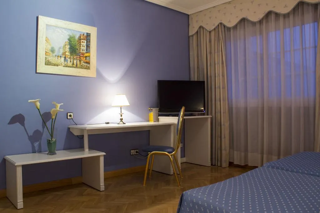 DOUBLE STANDARD Room, Checkin Parla Madrid, Madrid