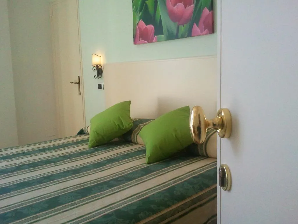Double or Twin STANDARD Room, Jonic Hotel Mazzarò, Taormina