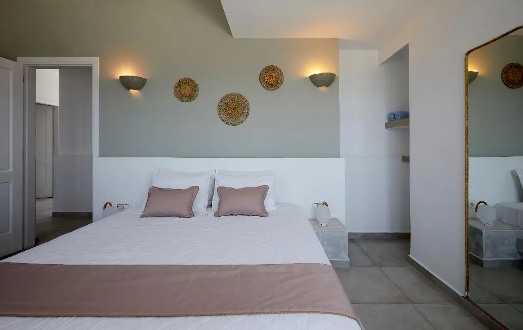 DOUBLE DELUXE Room, Sunset Faros, Santorini