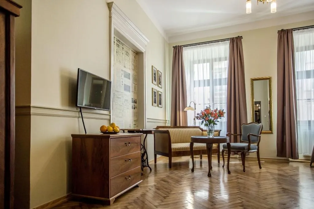 Room, Scharffenberg Apartments Main Square, Krakow