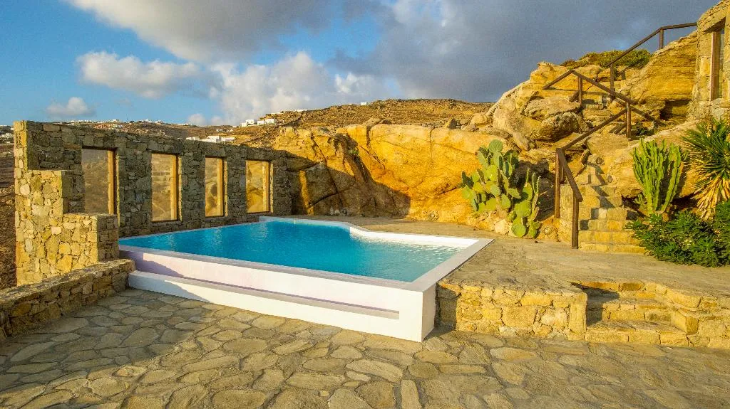 APARTMENT CAPACITY 4 Room, White Rock Suites & Villas, Mykonos