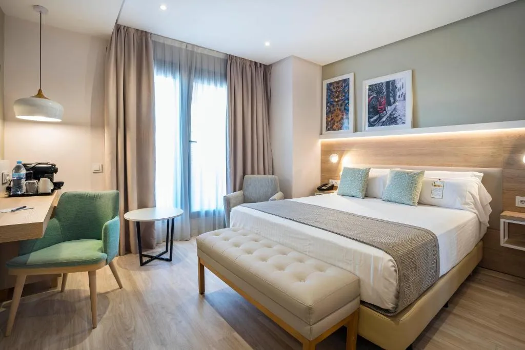 DOUBLE COMFORT Room, ZT The Golden Hotel Barcelona, Barcelona