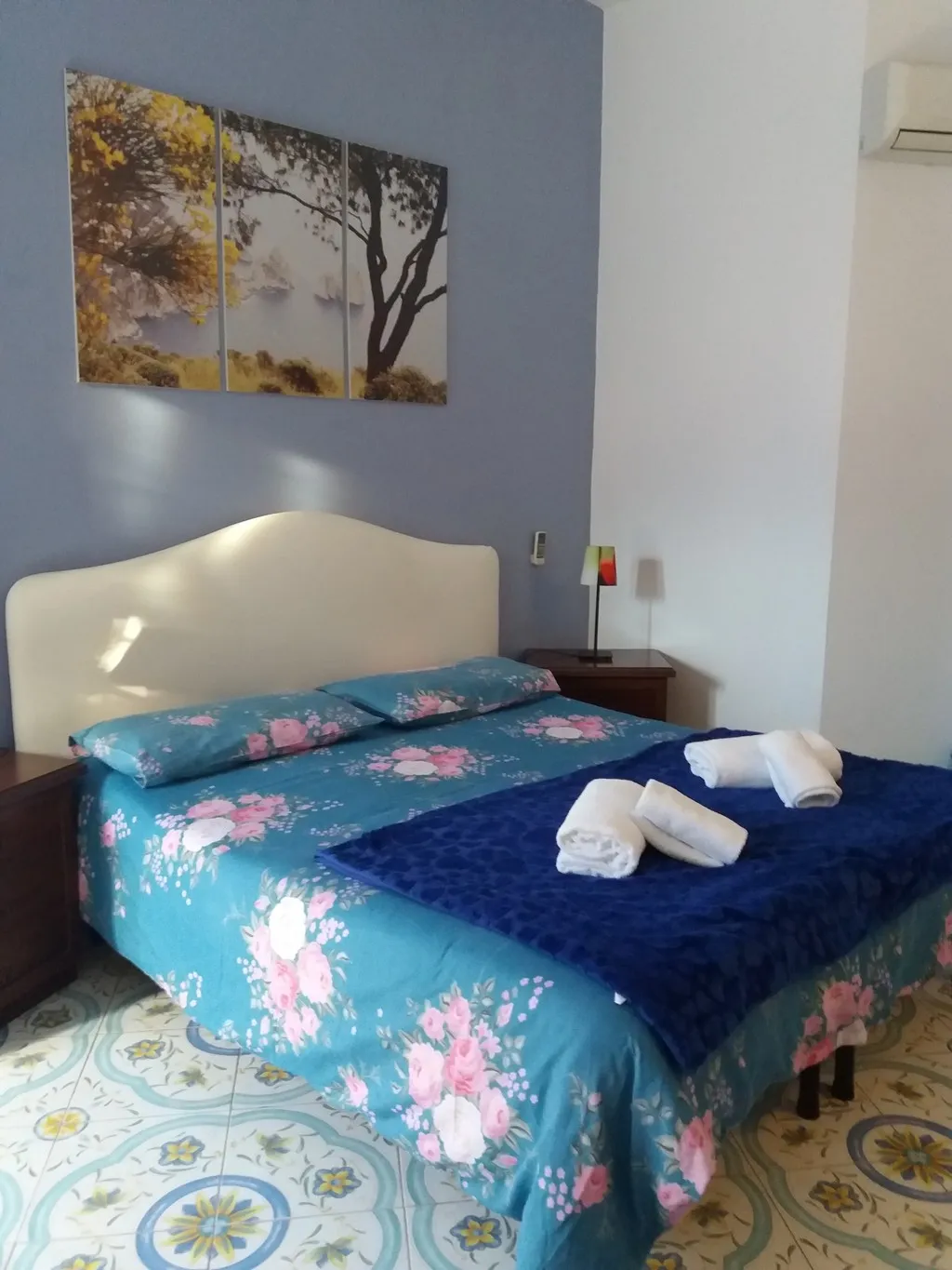 Double or Twin STANDARD Room, Sorrento Town Suites, Naples