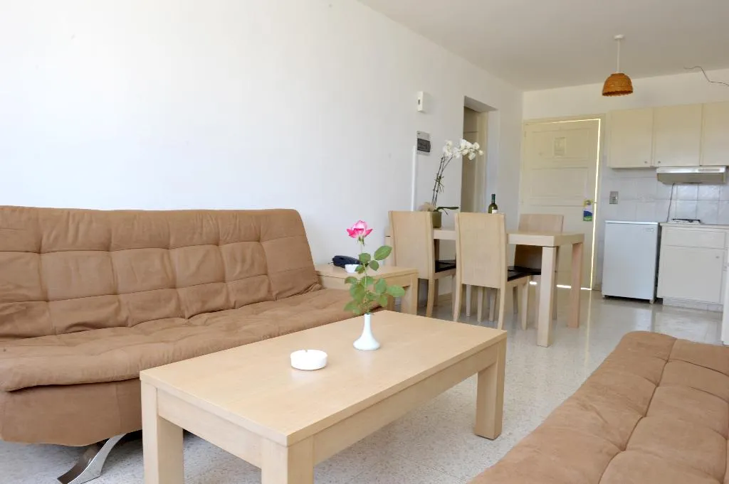 APARTMENT ONE BEDROOM Room, Alkionest Hotel Apts., Cyprus