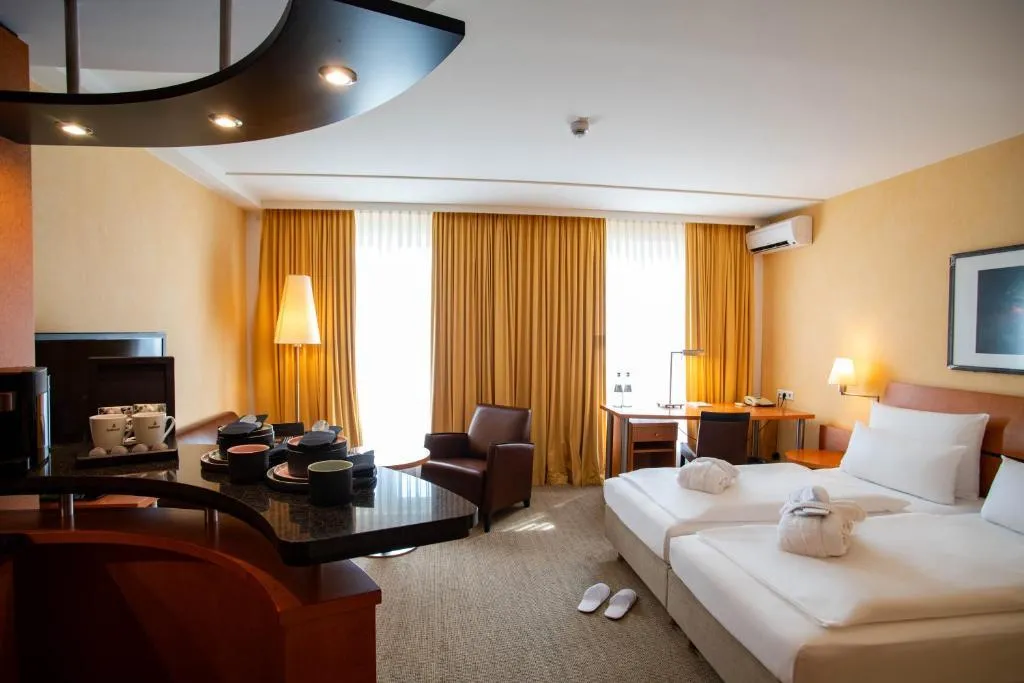 Double or Twin BUSINESS Room, Best Western Premier Airporthotel Berlin, Berlin
