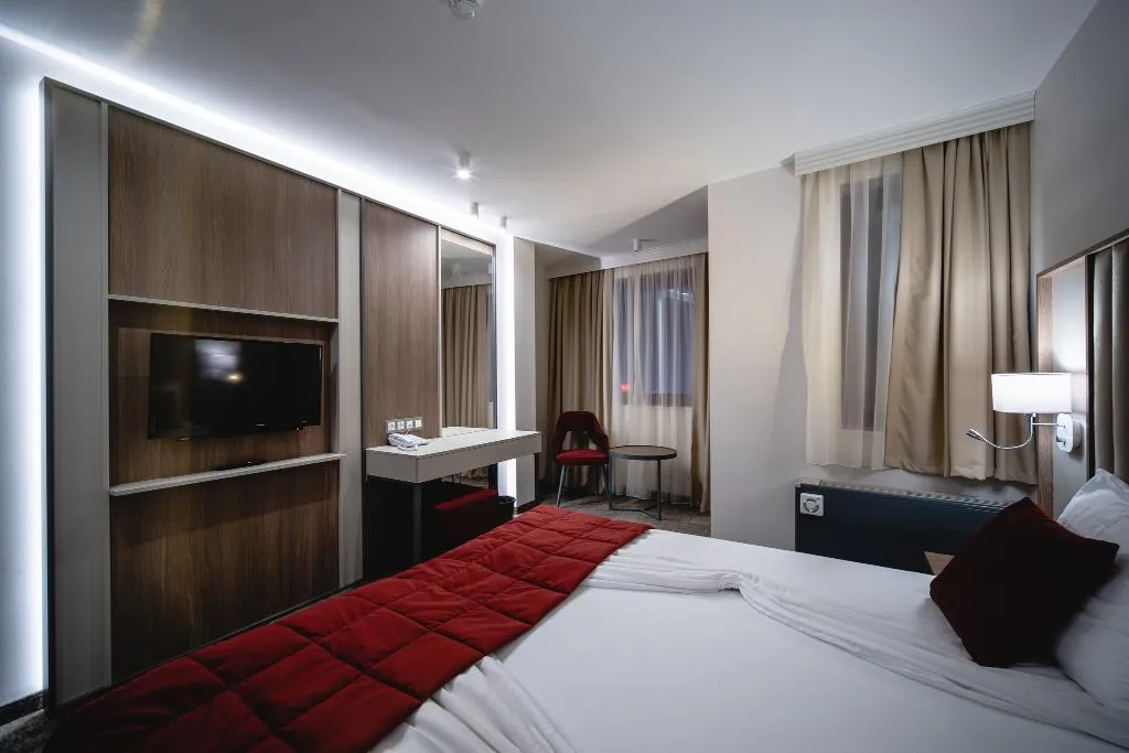 DOUBLE DELUXE SEA VIEW Room, Saint George hotel & Spa, Bourgas