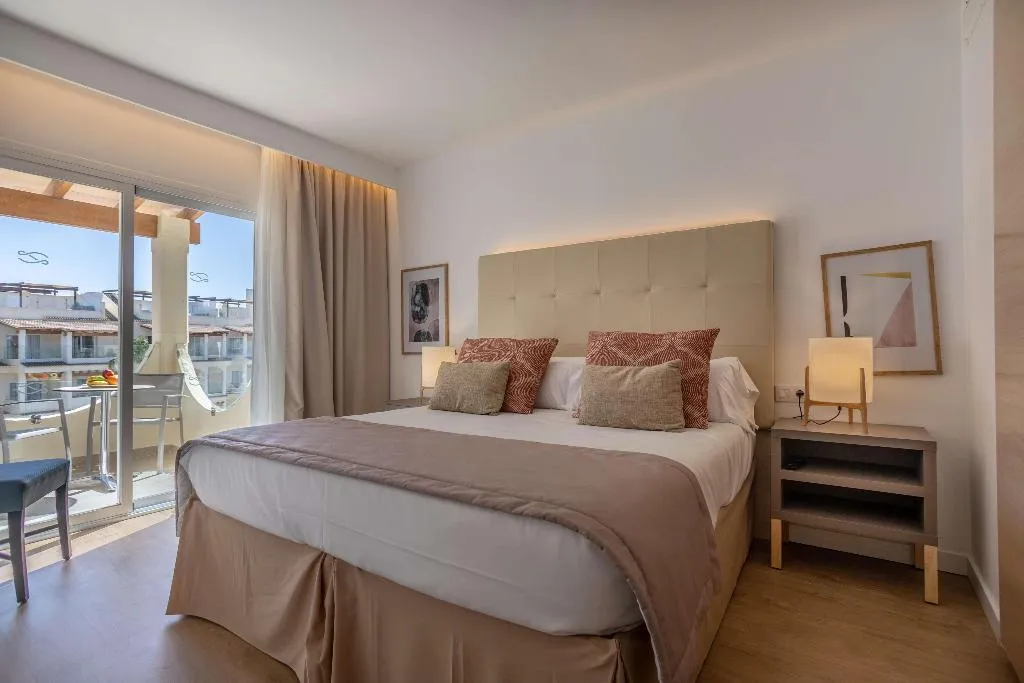 Room, Zafiro Bahia, Majorca