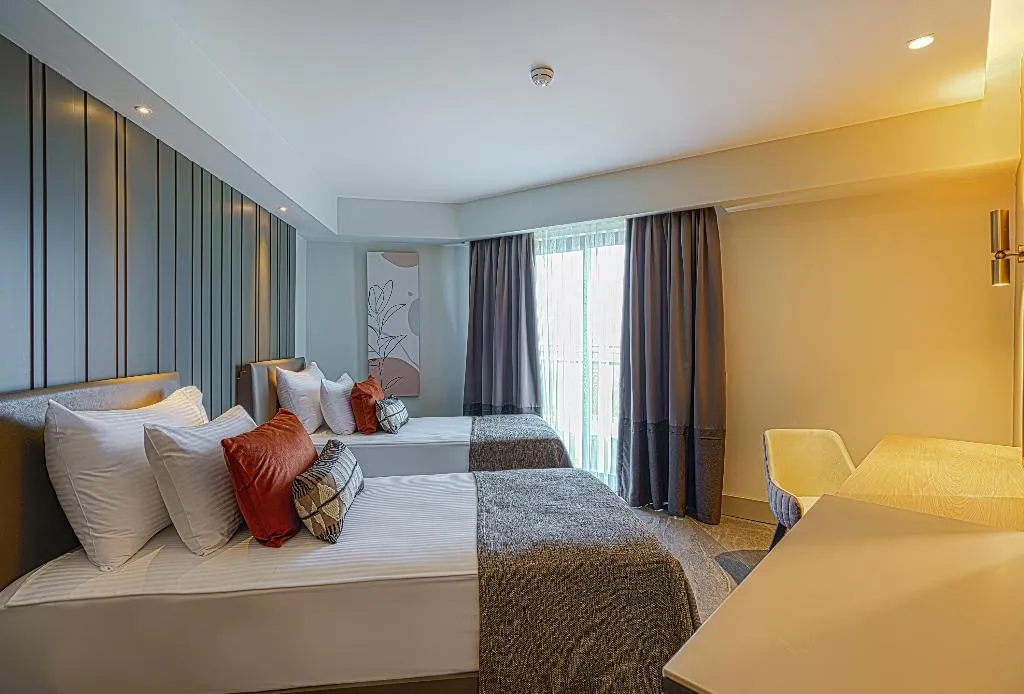 FAMILY ROOM LAND VIEW Room, Kirman Calyptus Hotel, Antalya