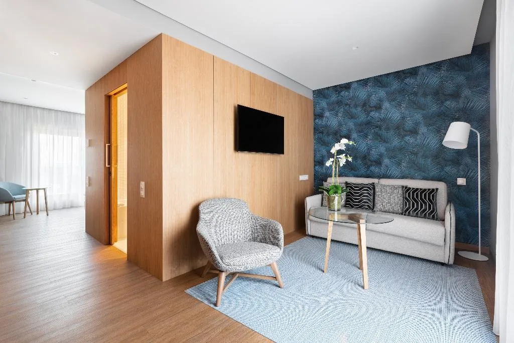 JUNIOR SUITE STANDARD Room, Eurostars Matosinhos, Porto