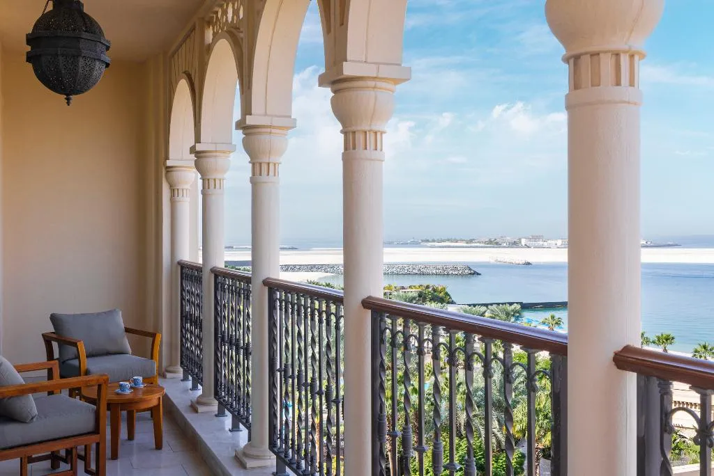 SUITE SEA VIEW Room, Four Seasons Resort Dubai at Jumeirah Beach, Dubai