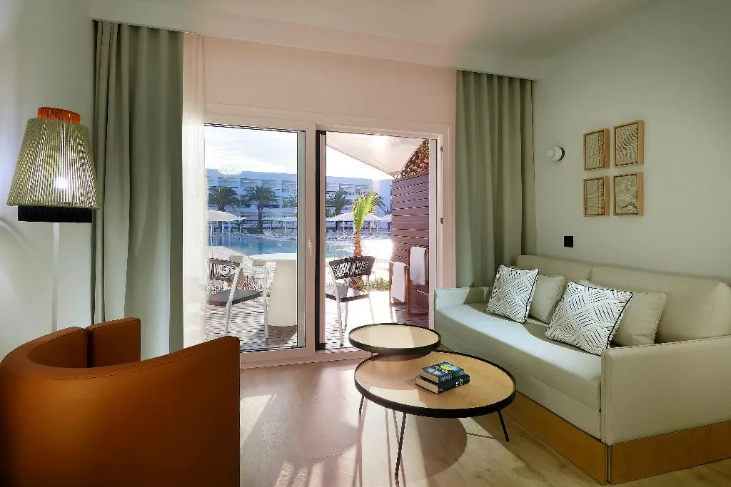 DOUBLE SUPERIOR Room, Grand Palladium Select Palace Ibiza, Ibiza