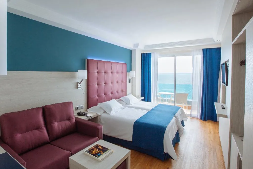 DOUBLE SINGLE USE SUPERIOR SEA VIEW Room, Europe Playa Marina -Only Adults, Majorca