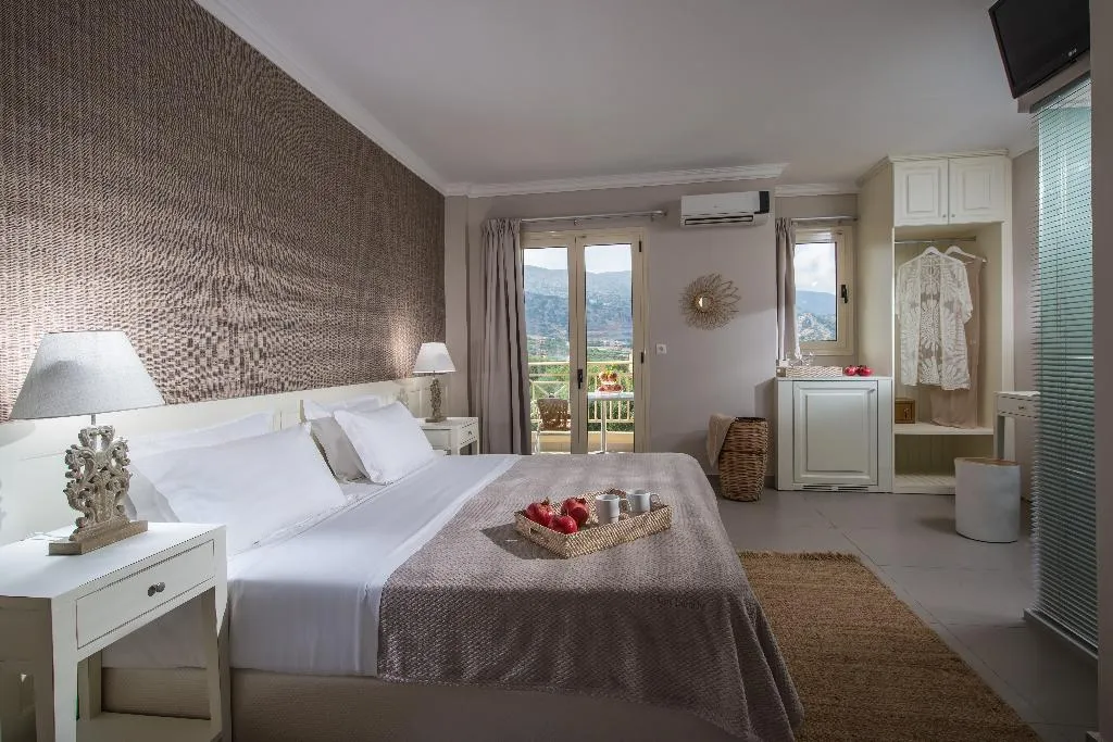 SUITE DELUXE SEA VIEW Room, Notos Heights Hotel & Suites, Crete