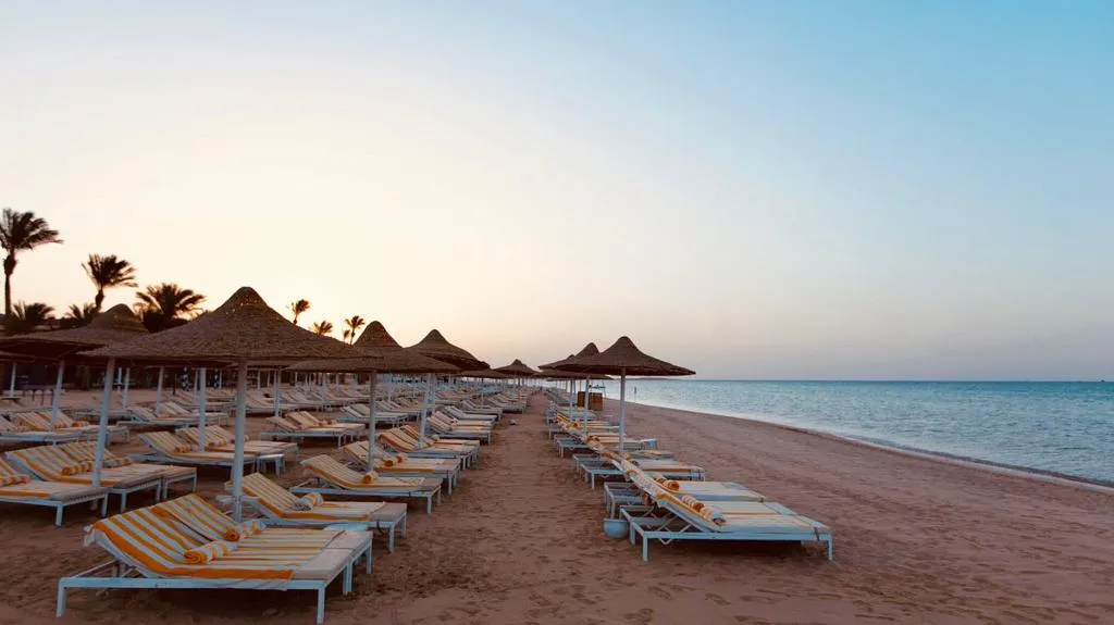 Beach, Pyramisa Beach Resort Sahl Hasheesh, Red Sea Riviera
