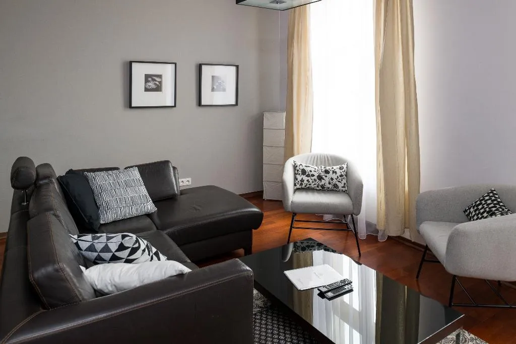APARTMENT DELUXE TWO BEDROOM Room, Yourplace Biskupia Apartments, Krakow