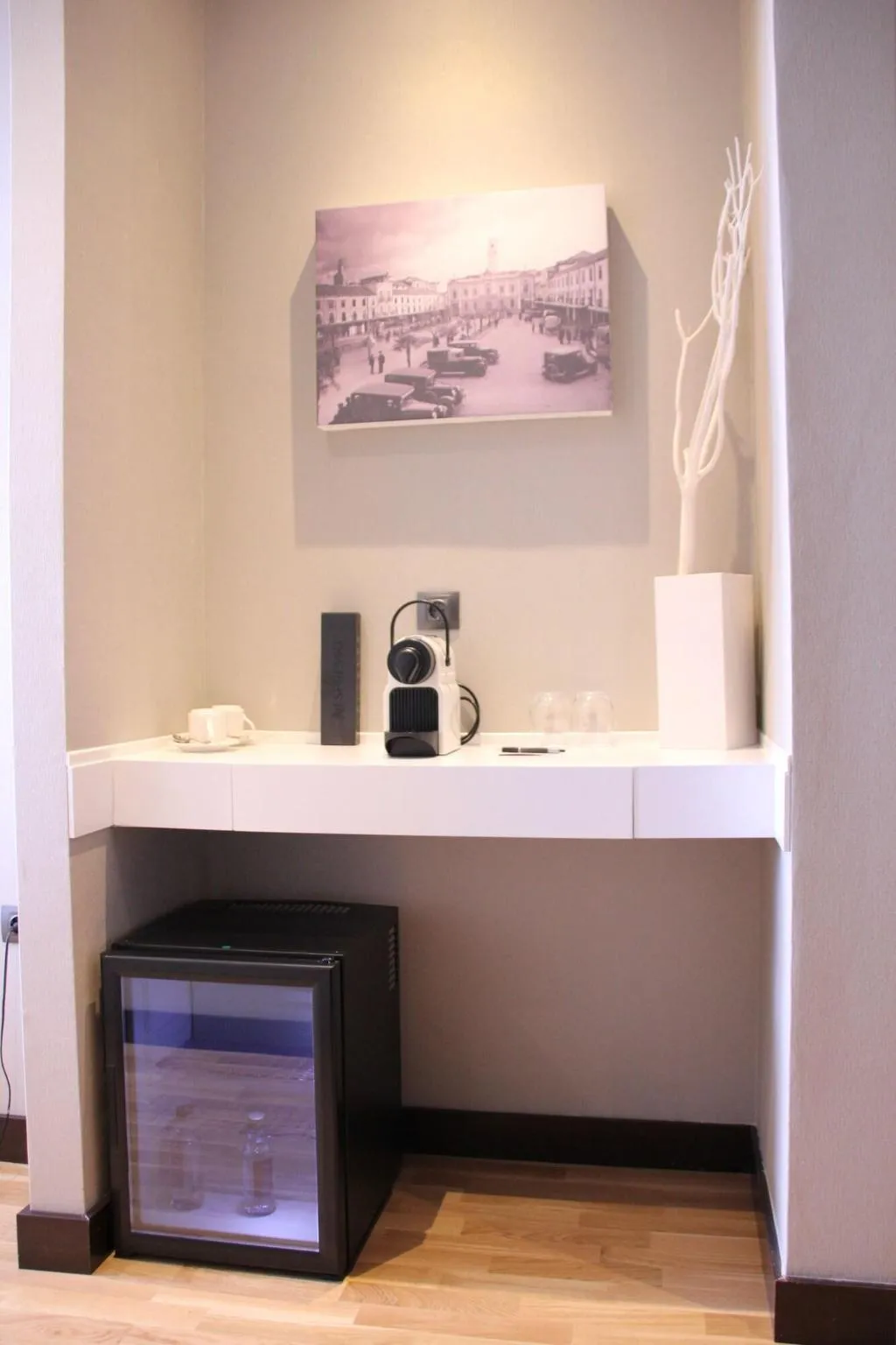 Room, Parque Real, Madrid