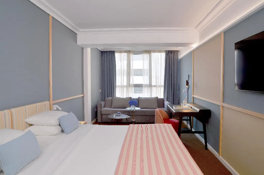 JUNIOR SUITE STANDARD Room, Airotel Alexandros, Athens