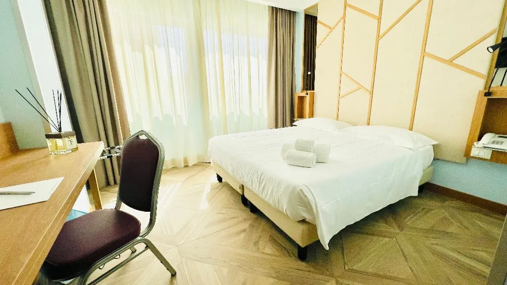 DOUBLE SINGLE USE SUPERIOR Room, Catania Sea Palace Hotel, Catania