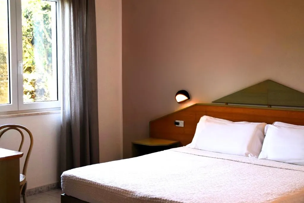 DOUBLE ECONOMY Room, Lu' Hotel Porto Pino, Cagliari