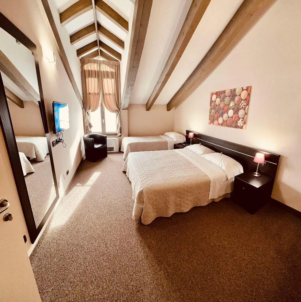 Room, Hotel Malpensa Inn, Milan