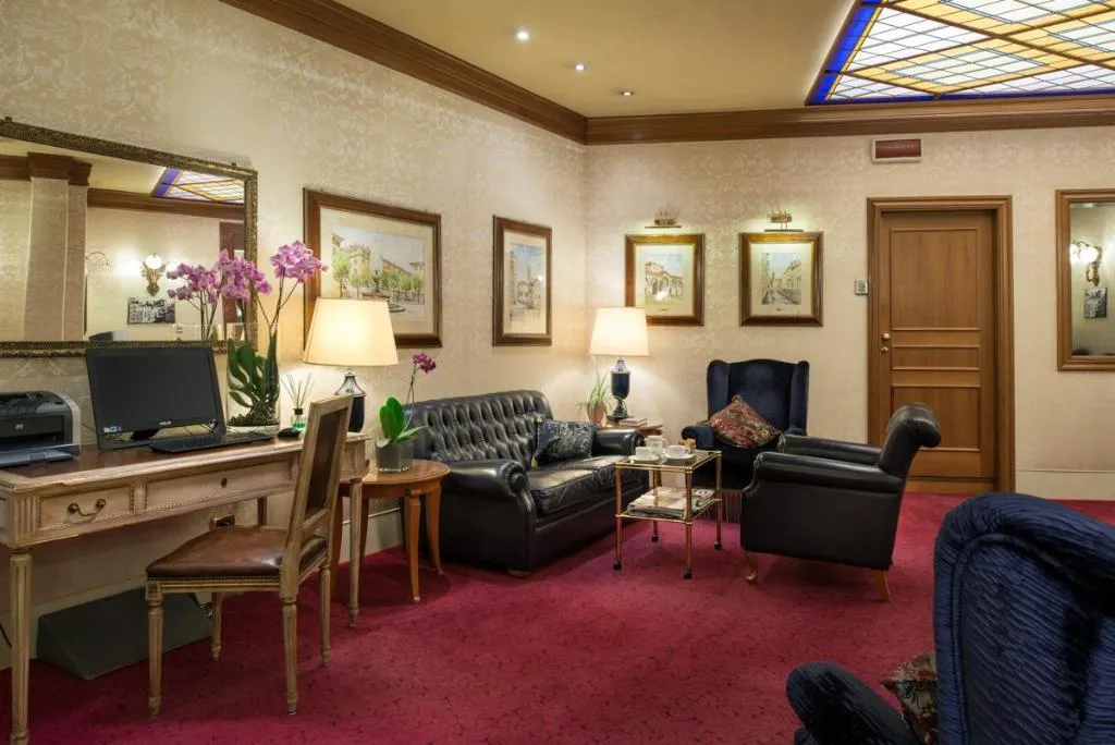 Lobby, Hotel Berna, Milan