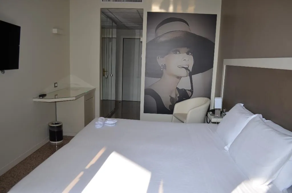 Room, Hotel Diamante, Milan