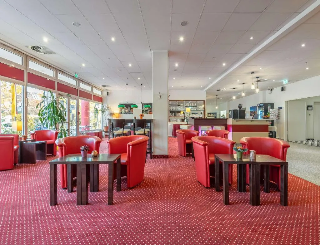 Lobby, Premier Inn Berlin City Süd, Berlin