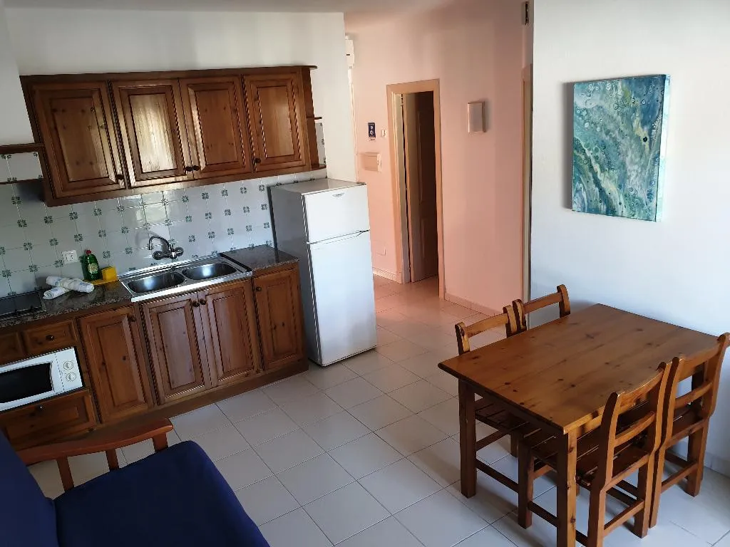 Room, Piscis, Menorca