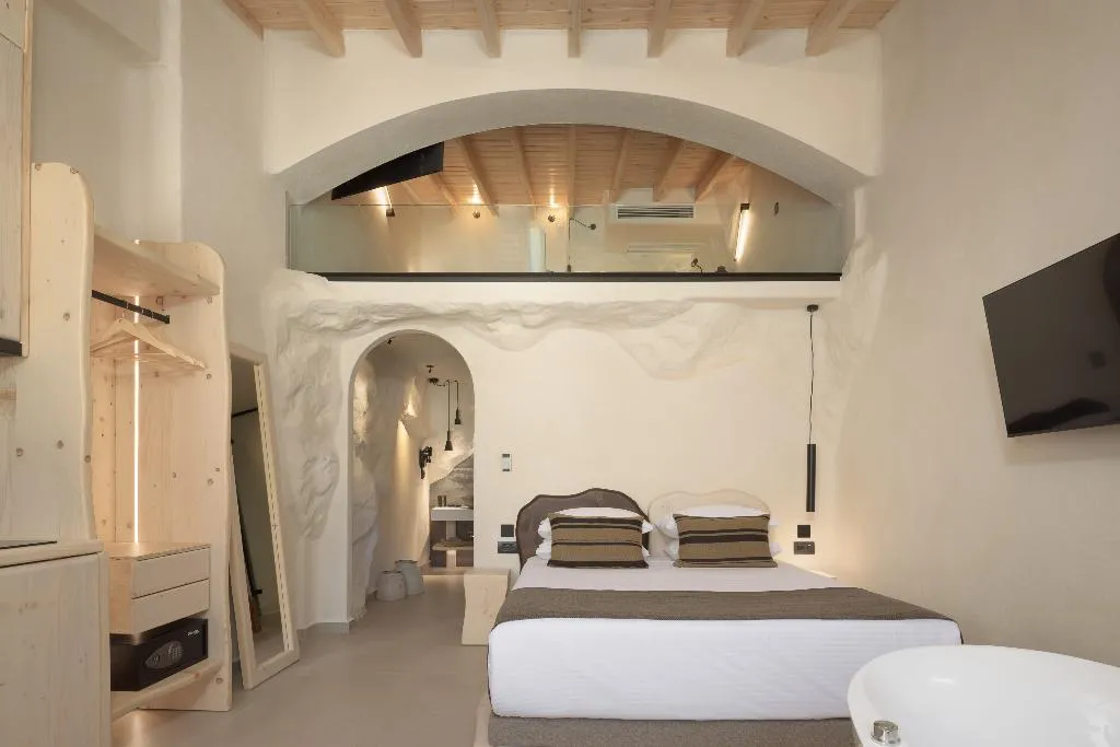 SUITE POOL VIEW Room, Manili Boutique Suites & Villas, Crete