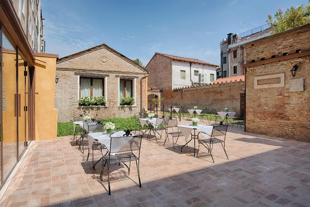 Terrace, NH Venezia Santa Lucia, Venice